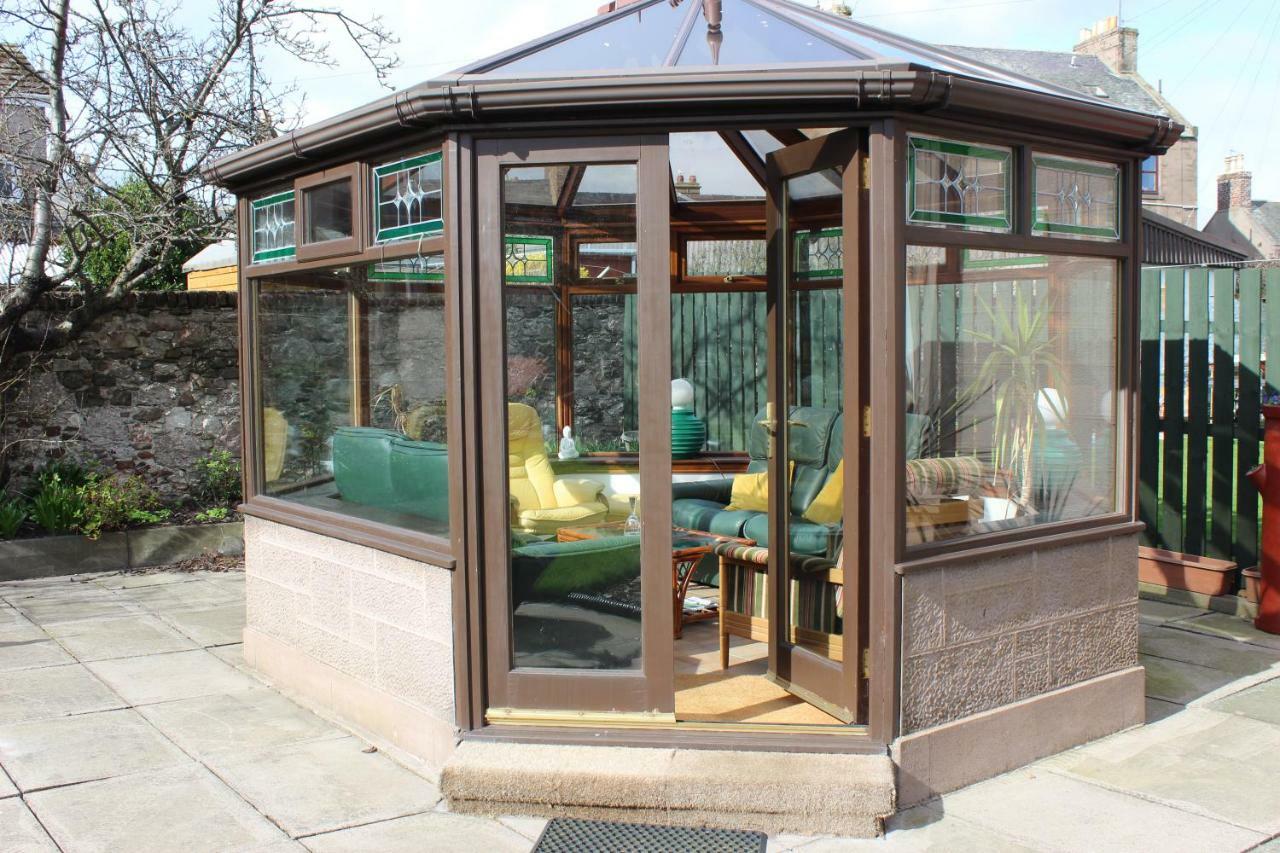 The Limes Guest House Монтроз Экстерьер фото